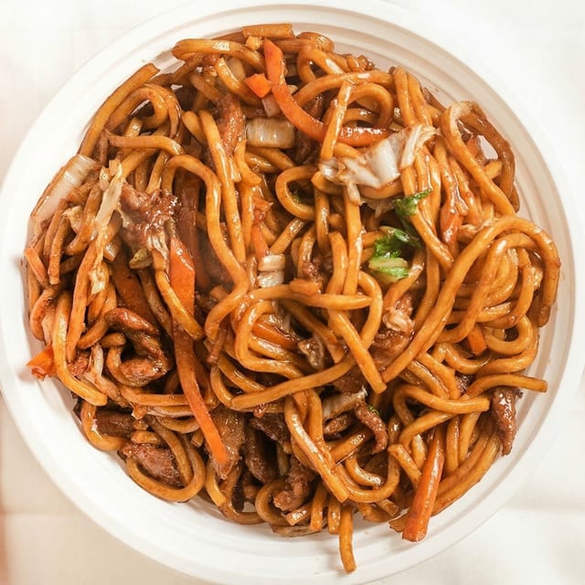 Lunch Chicken Lo Mein.