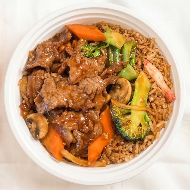 Dinner Beef with Broccoli Combination Platter.