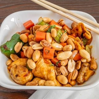 Dinner Kung Po Chicken Combination Platter