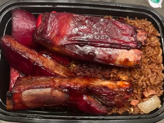 Dinner BBQ Ribs Combination Platter.