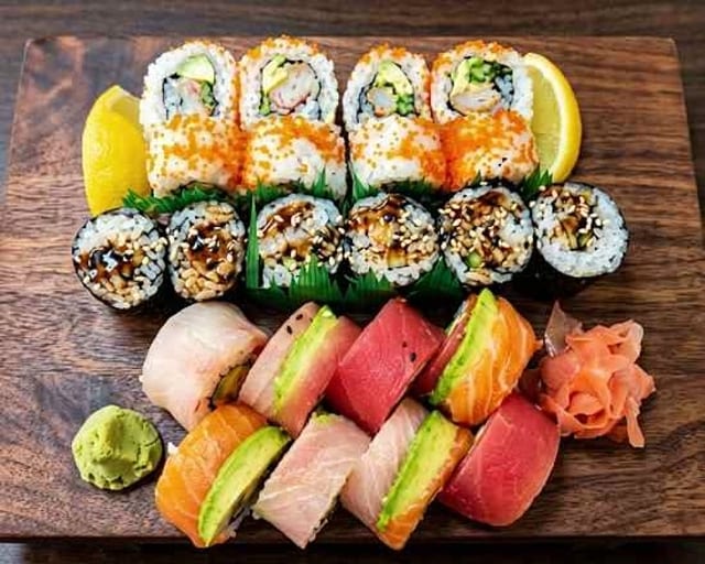 Wild & Sexy Roll Combo Plate.